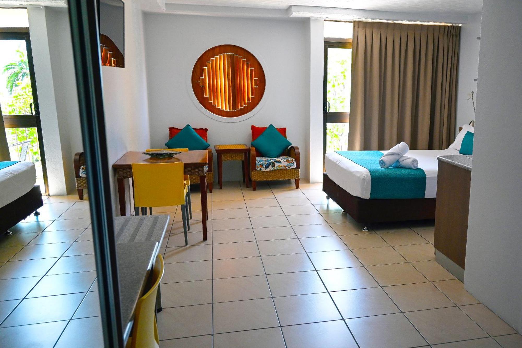 วอเตอร์ส เอดจ์ เดอะ สแตรนด์ Hotel ทาวน์วิล ภายนอก รูปภาพ
