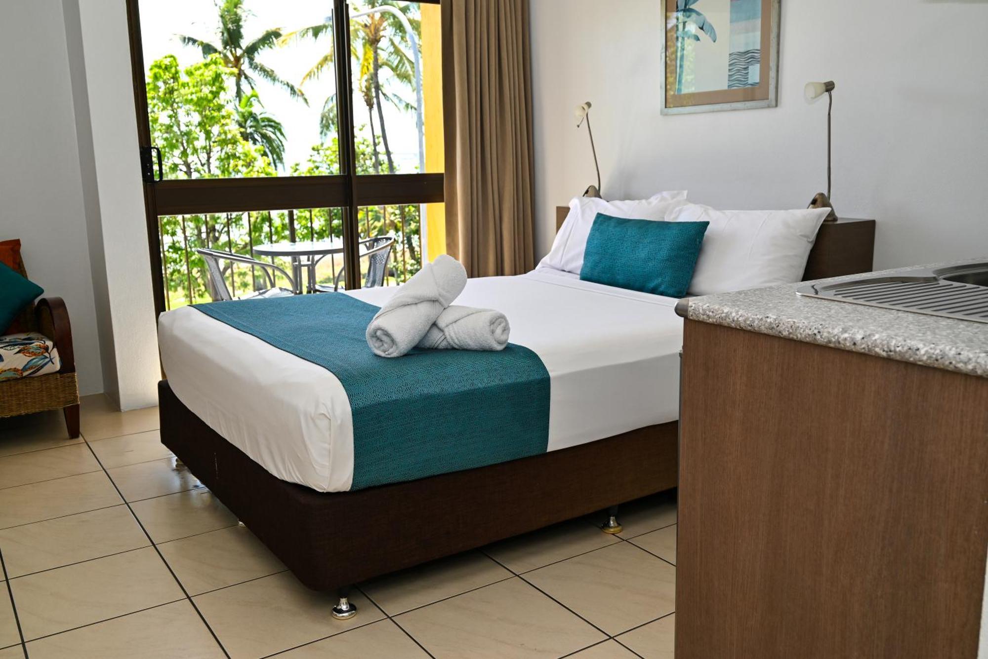 วอเตอร์ส เอดจ์ เดอะ สแตรนด์ Hotel ทาวน์วิล ภายนอก รูปภาพ