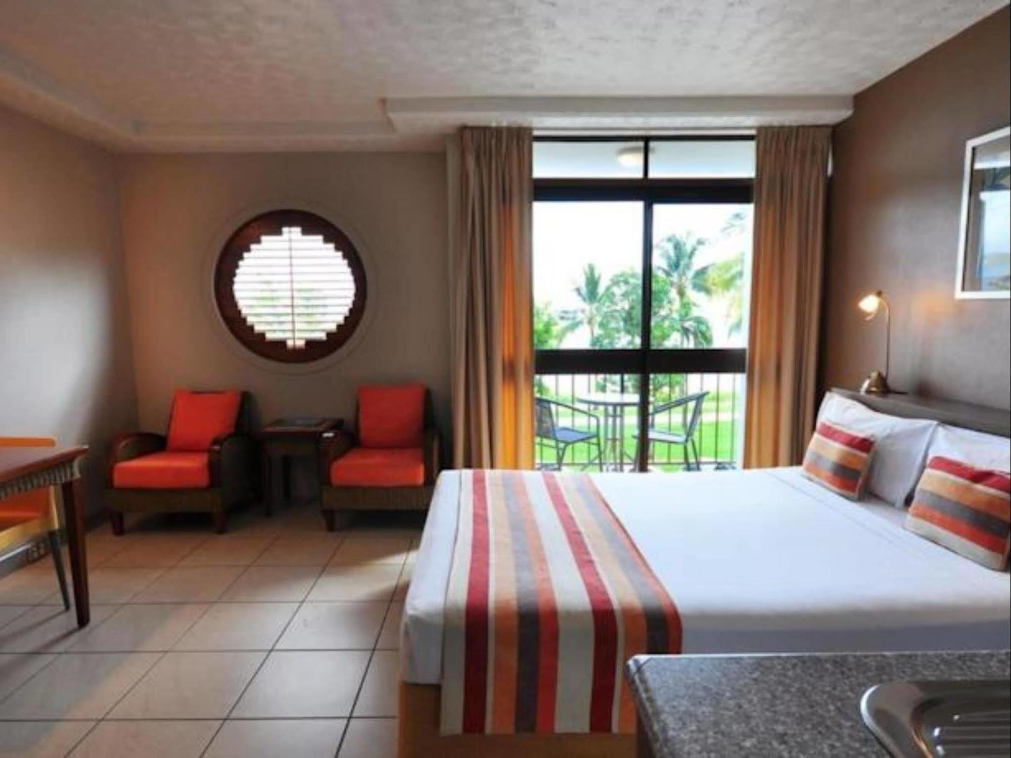 วอเตอร์ส เอดจ์ เดอะ สแตรนด์ Hotel ทาวน์วิล ภายนอก รูปภาพ
