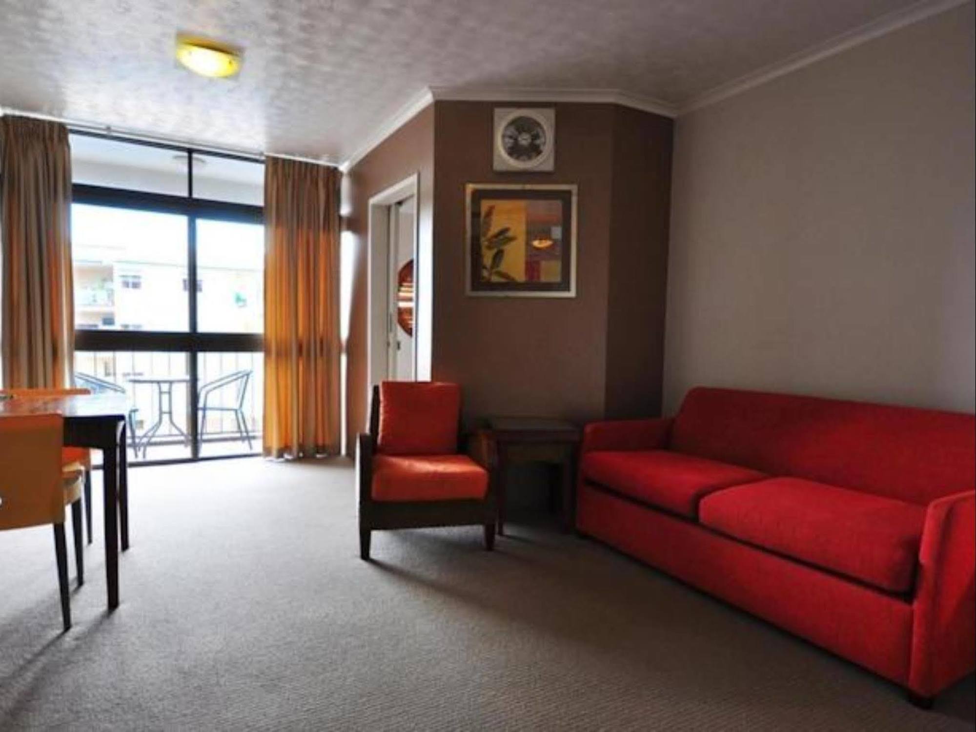 วอเตอร์ส เอดจ์ เดอะ สแตรนด์ Hotel ทาวน์วิล ภายนอก รูปภาพ