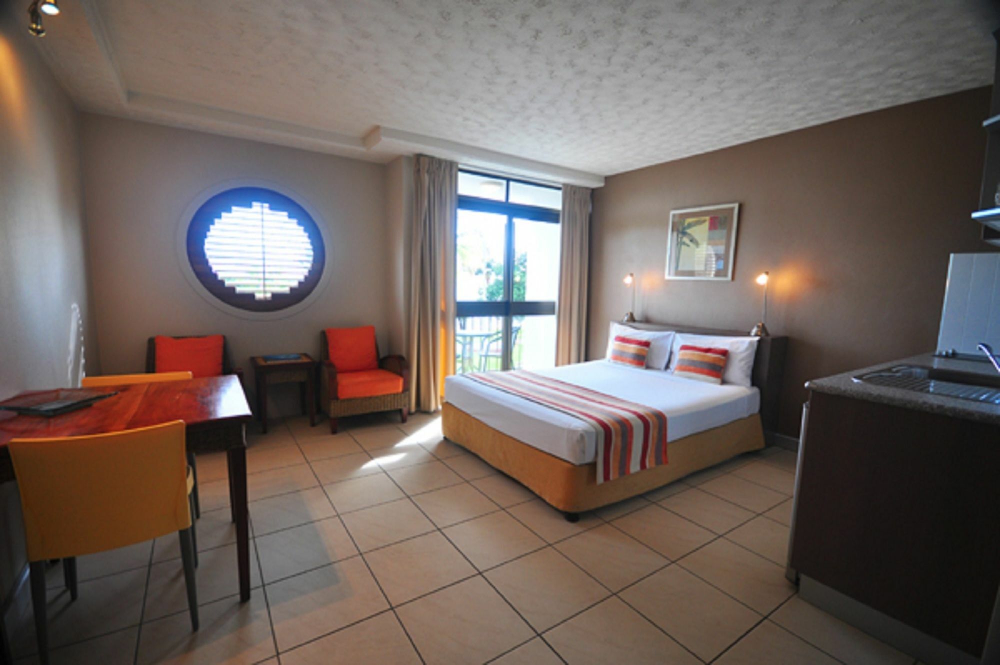 วอเตอร์ส เอดจ์ เดอะ สแตรนด์ Hotel ทาวน์วิล ภายนอก รูปภาพ